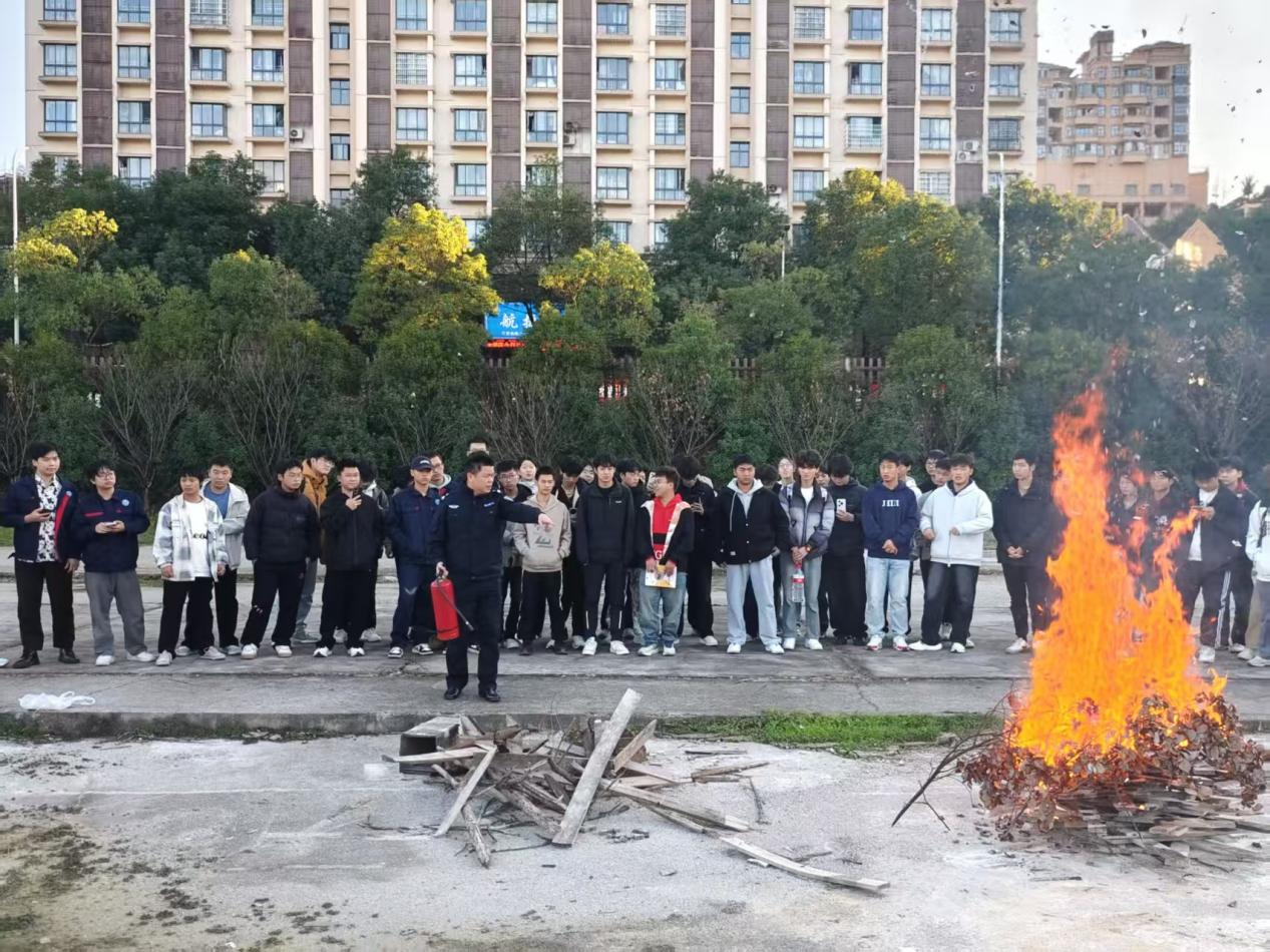 6d6a4ead44e927f186ef8e100a643cf1