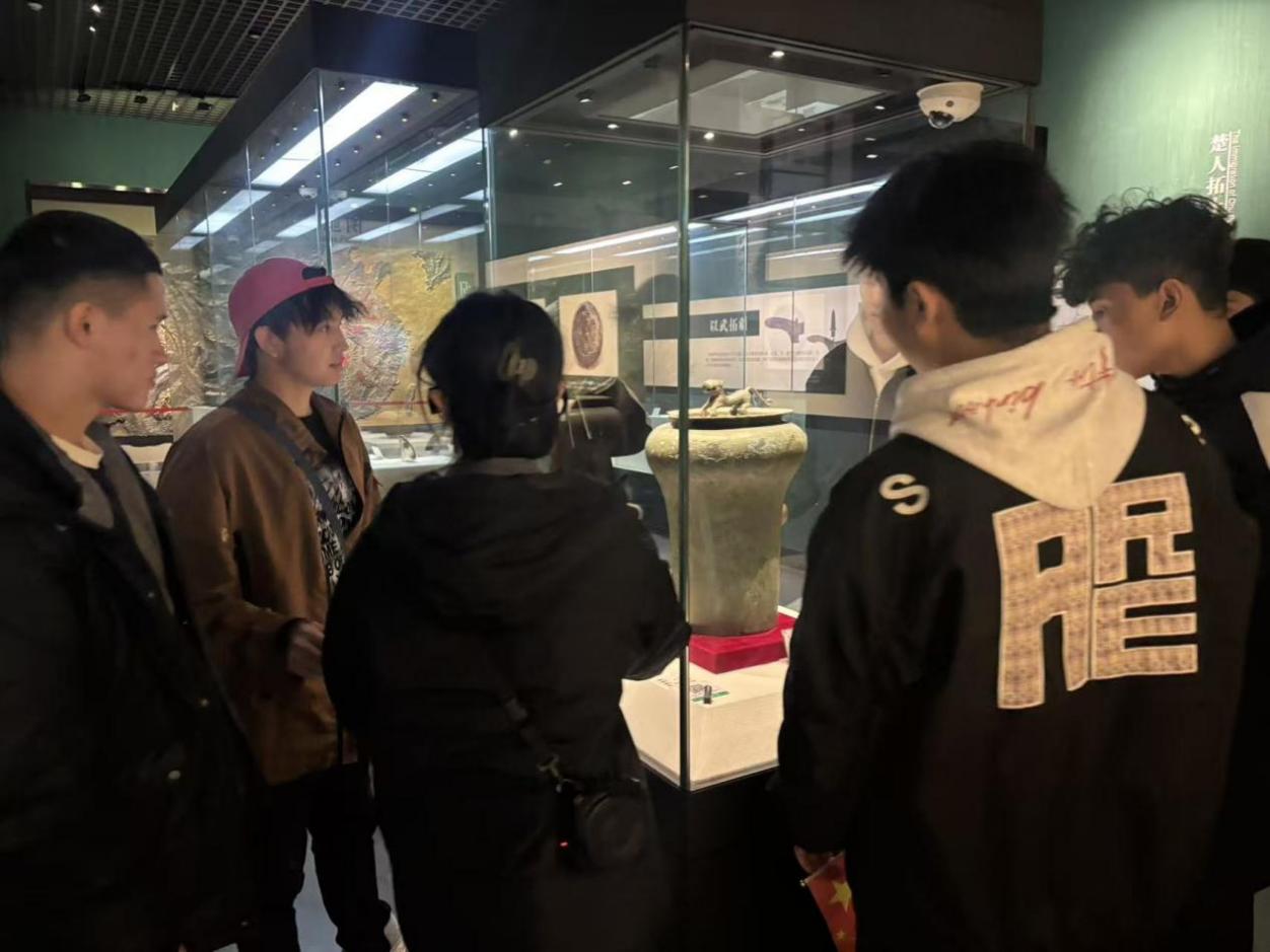 61d0c486272eabaa6e91e2b1819d7f79